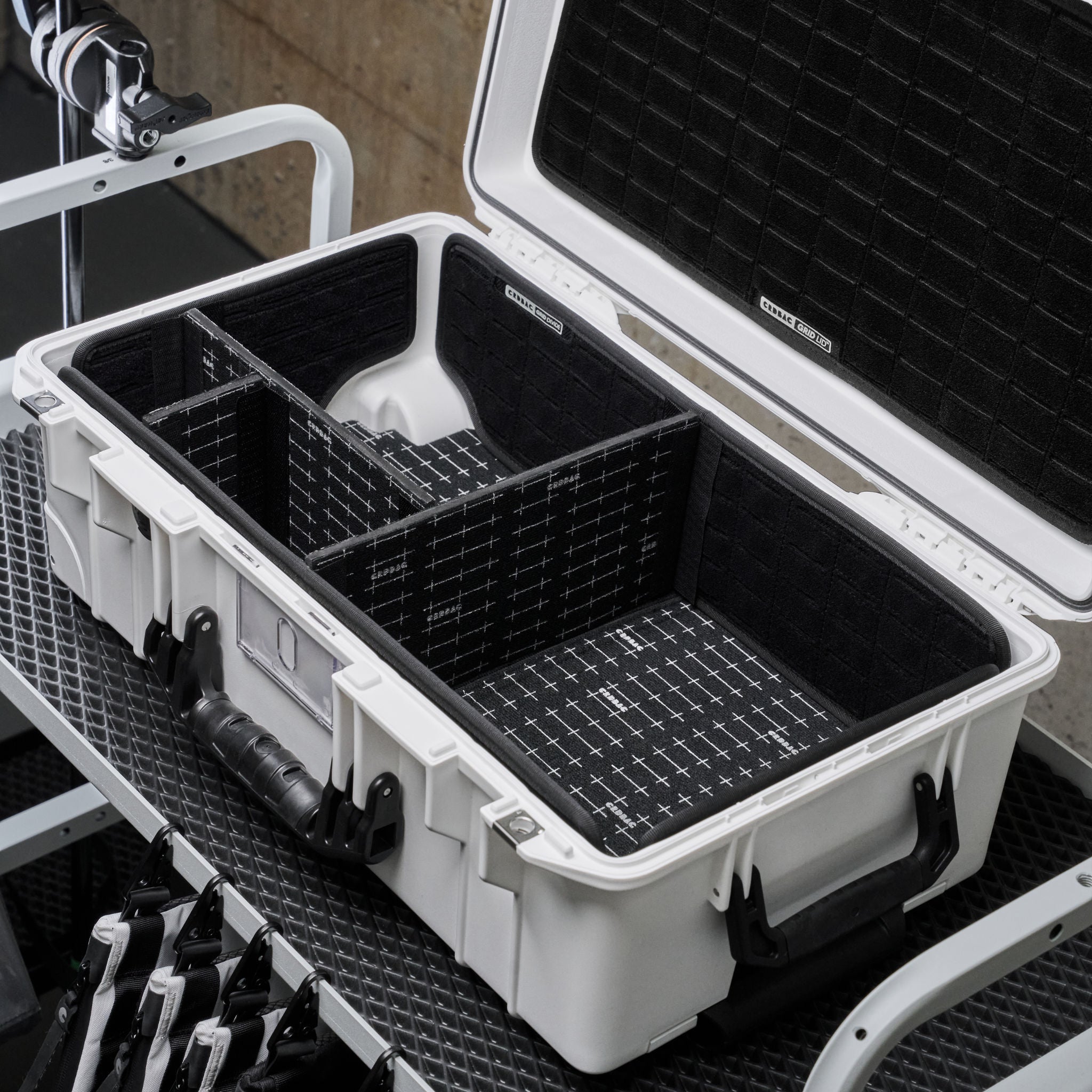 Grid-Divide Carry On Universal Kit